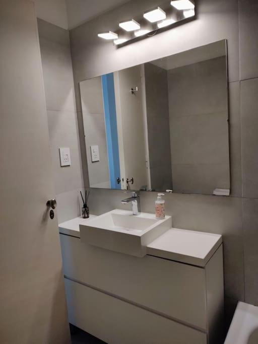 Clasico Y Moderno Departamento En El Corazon De Buenos Aires Lägenhet Exteriör bild